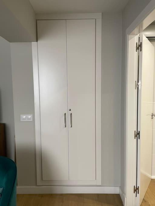 Apartamento Velarde-Maestranza Siviglia Esterno foto