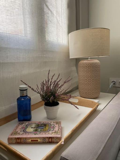 Apartamento Velarde-Maestranza Siviglia Esterno foto